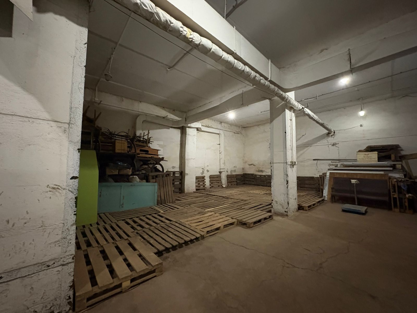 Сдам в аренду склад 424 м.кв.