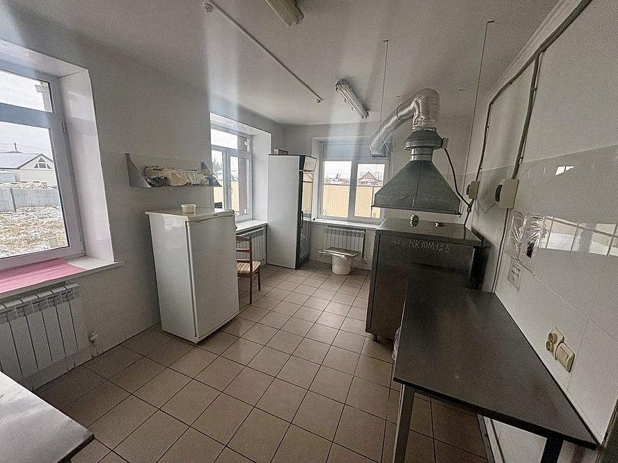 Продам помещение свободного назначения 466.5 м.кв.