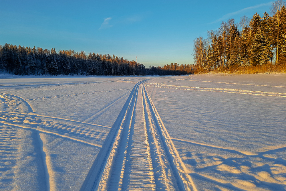 Продам земельный участок 919 м.кв.