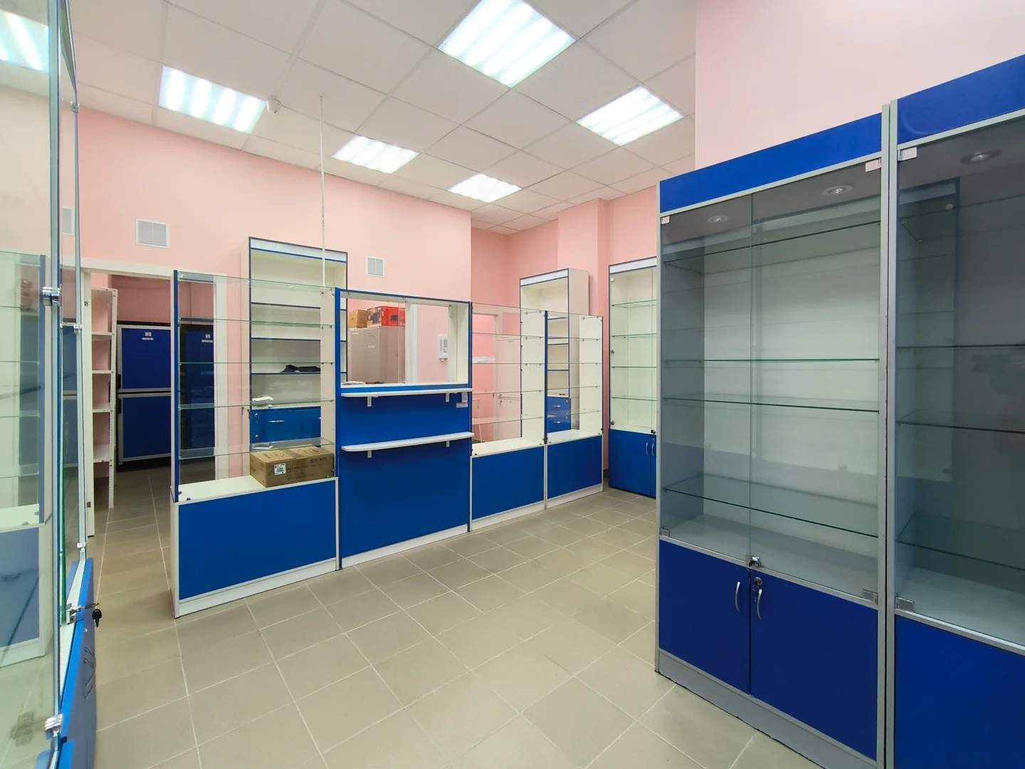 Сдам в аренду помещение свободного назначения 38.7 м.кв.