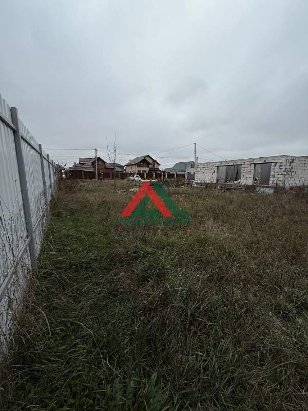 Продам земельный участок 500 м.кв.