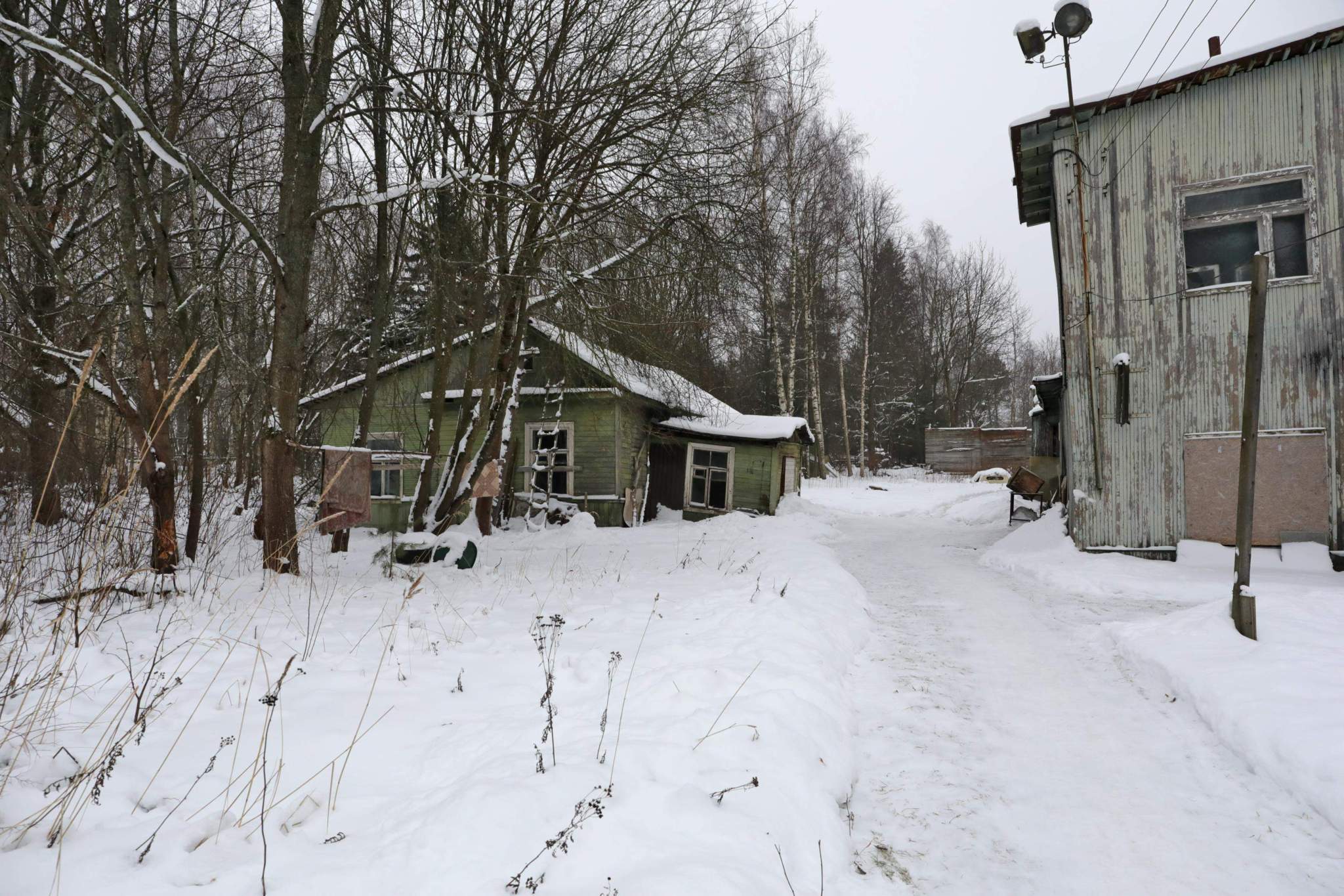 Продам торговое помещение 909.2 м.кв.