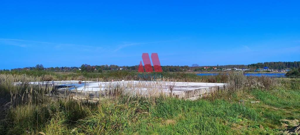 Продам земельный участок 3000 м.кв.