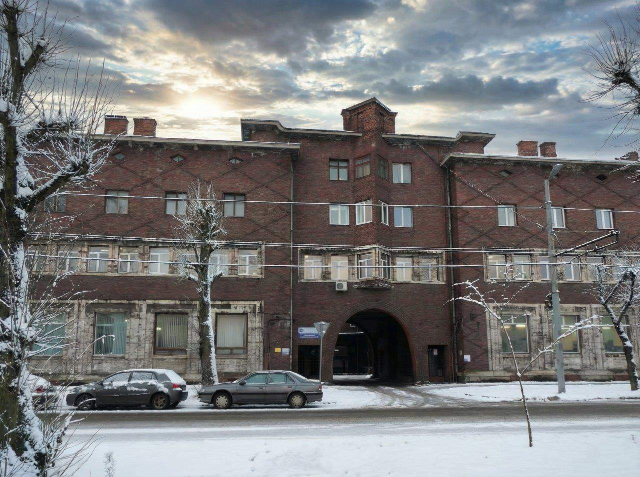 Продам офис 3007.4 м.кв.