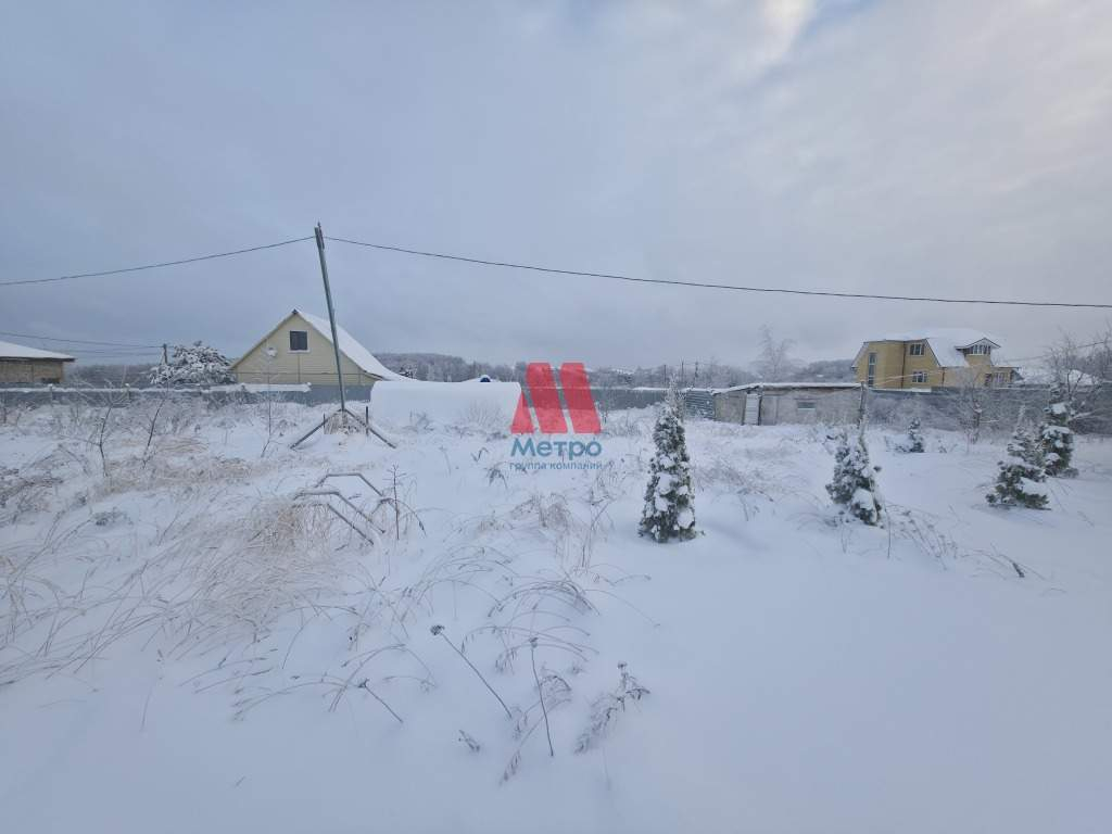 Продам земельный участок 1000 м.кв.