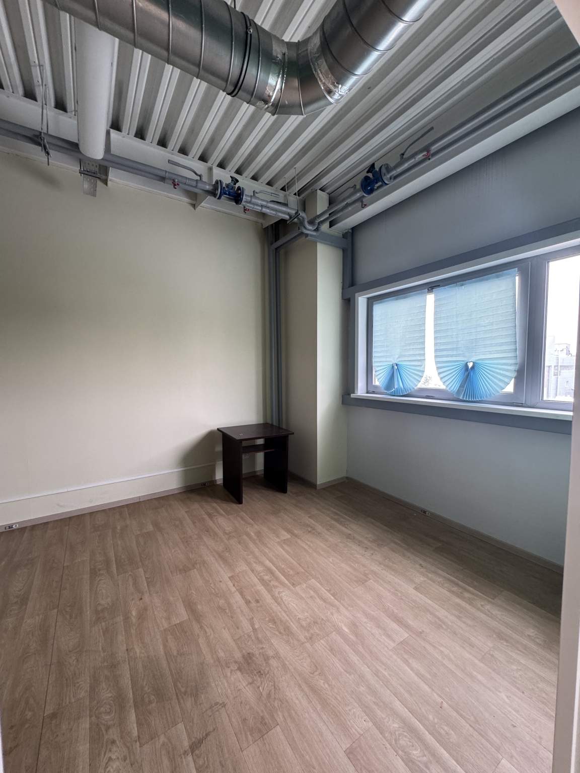 Сдам в аренду офис 241 м.кв.