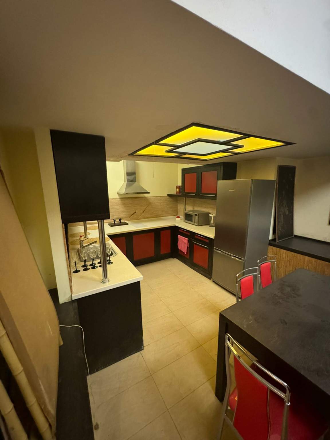 Сдам в аренду помещение свободного назначения 230 м.кв.