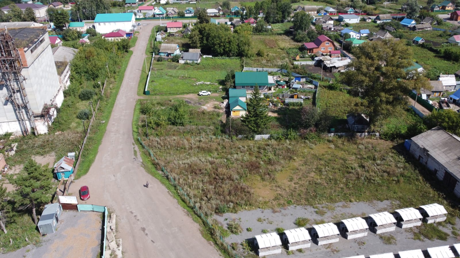 Продам торговое помещение 5000 м.кв.