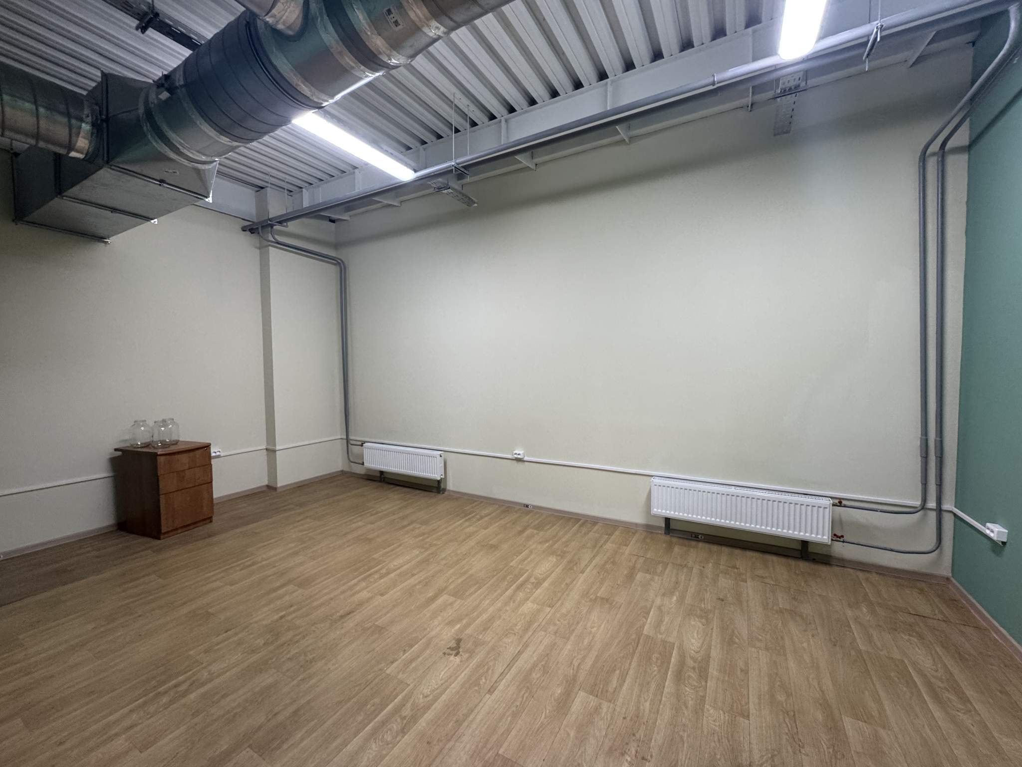 Сдам в аренду офис 241 м.кв.