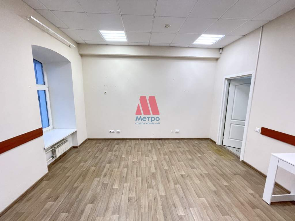 Сдам в аренду офис 82 м.кв.