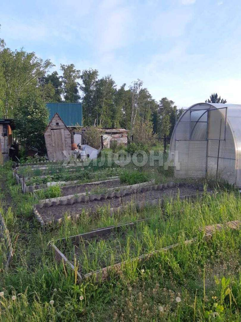 Продам земельный участок 580 м.кв.