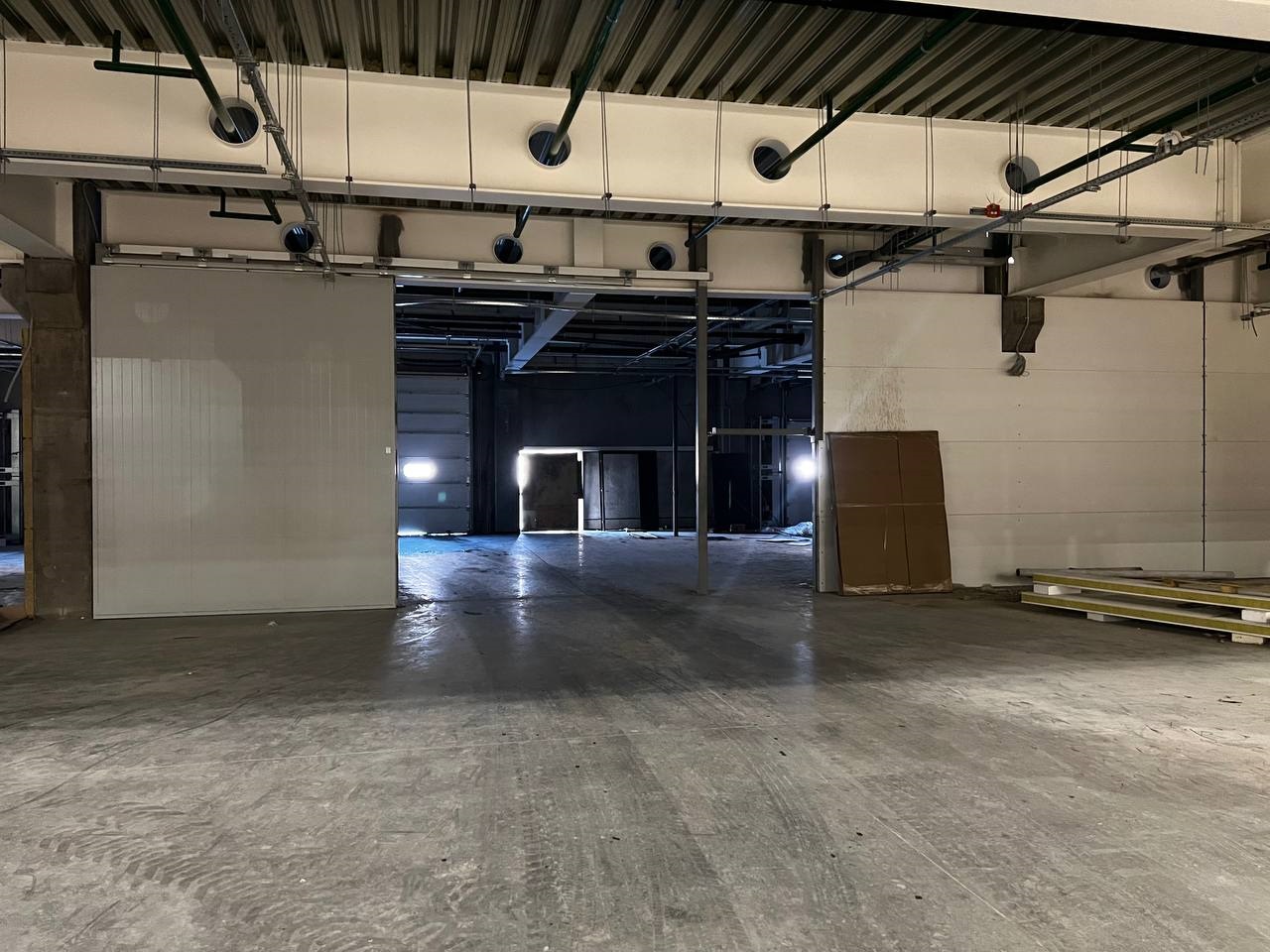 Сдам в аренду склад 1000 м.кв.