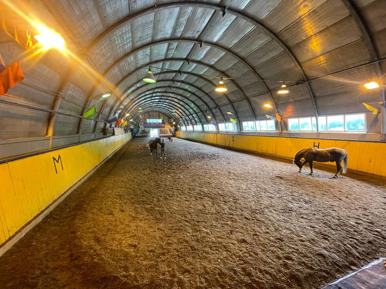 Продам торговое помещение 6691.4 м.кв.