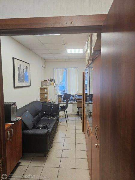 Продам офис 1293.5 м.кв.