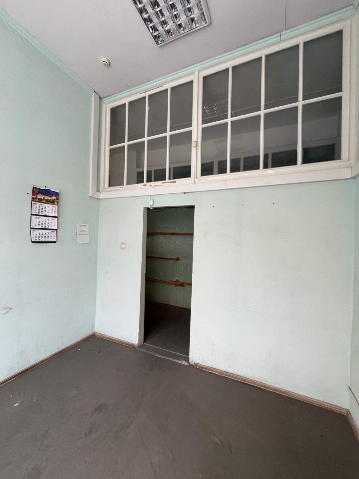 Продам торговое помещение 3639 м.кв.