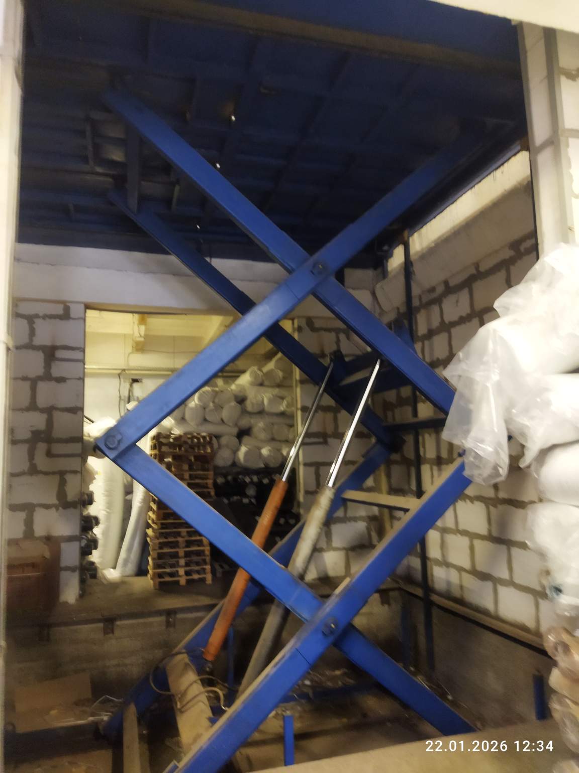 Сдам в аренду склад 1648.8 м.кв.