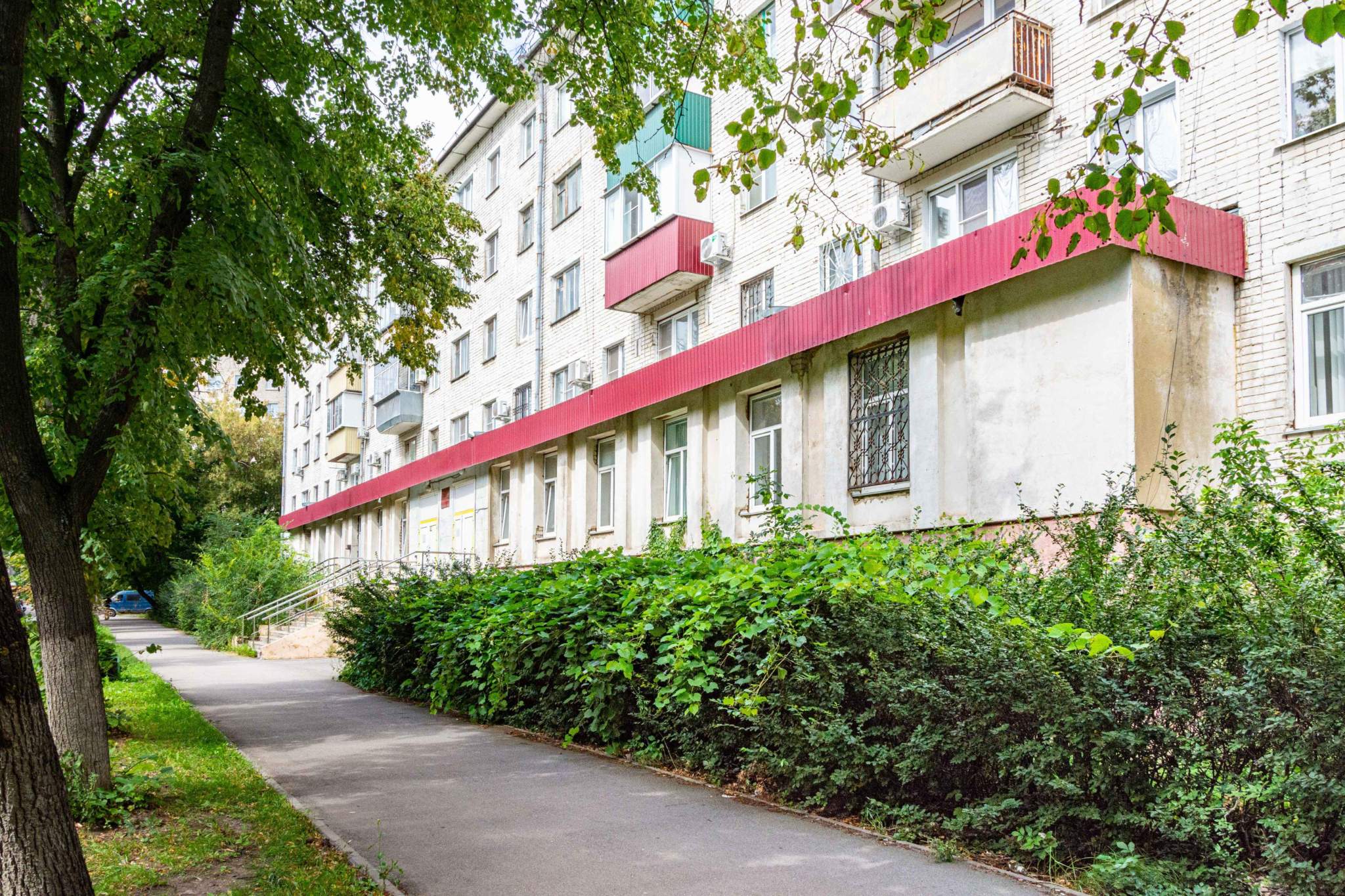 Продам офис 1274.2 м.кв.