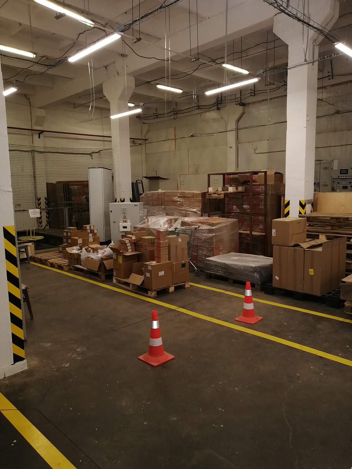 Сдам в аренду склад 1648.8 м.кв.