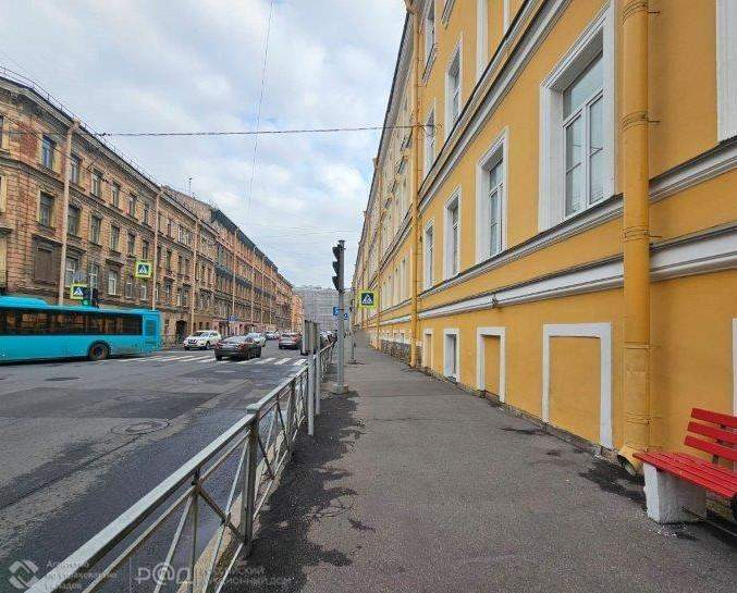 Продам офис 1293.5 м.кв.