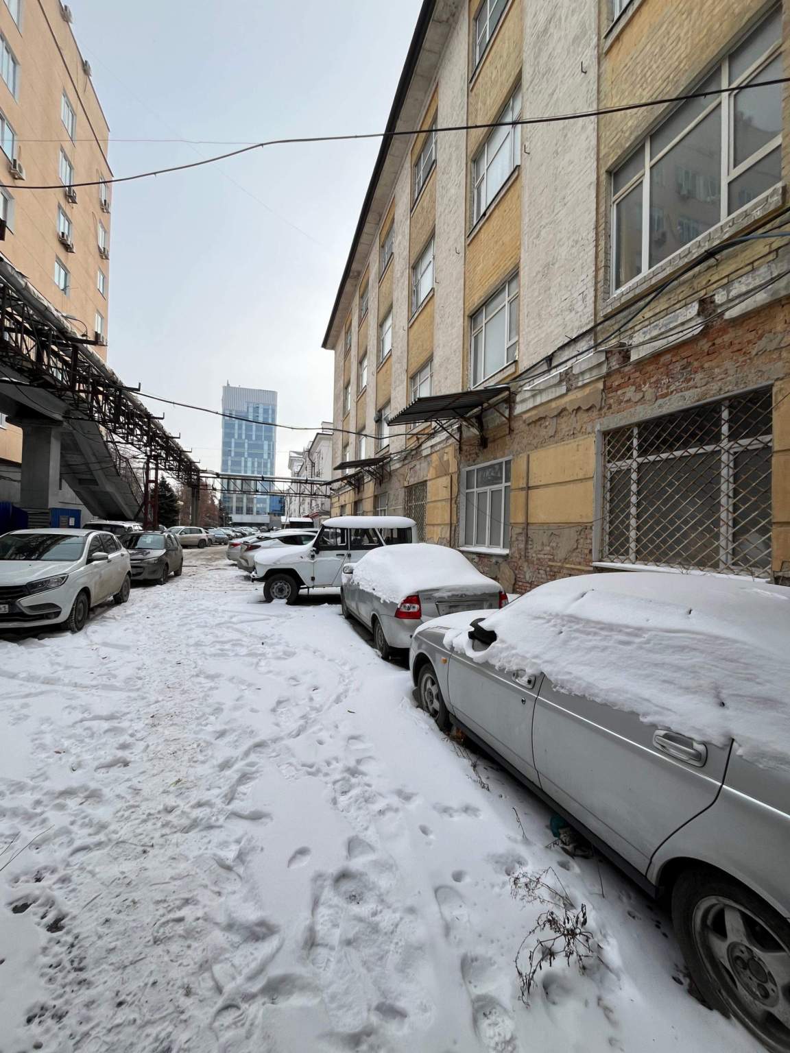 Продам торговое помещение 3639 м.кв.