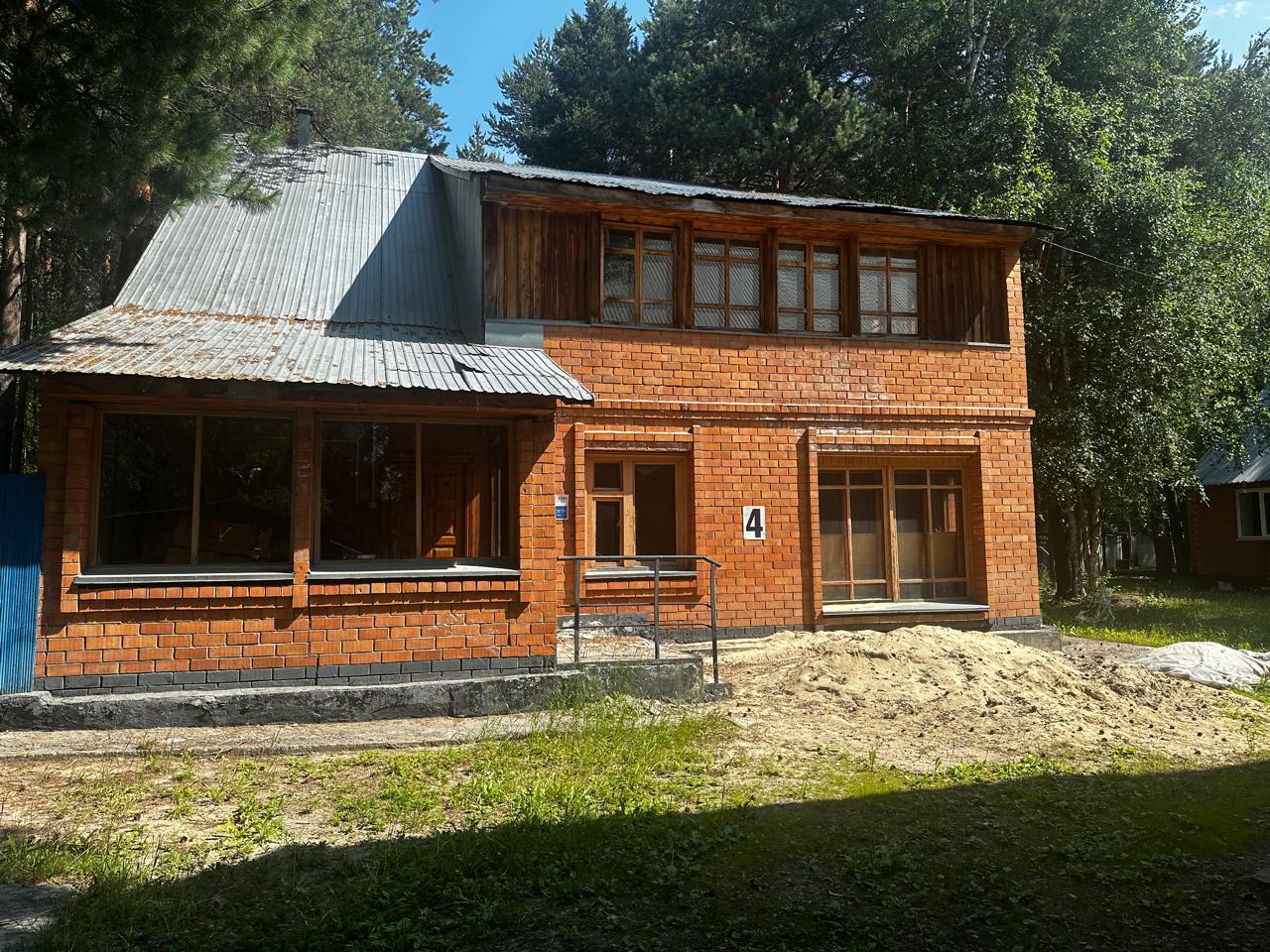 Продам торговое помещение 6691.4 м.кв.