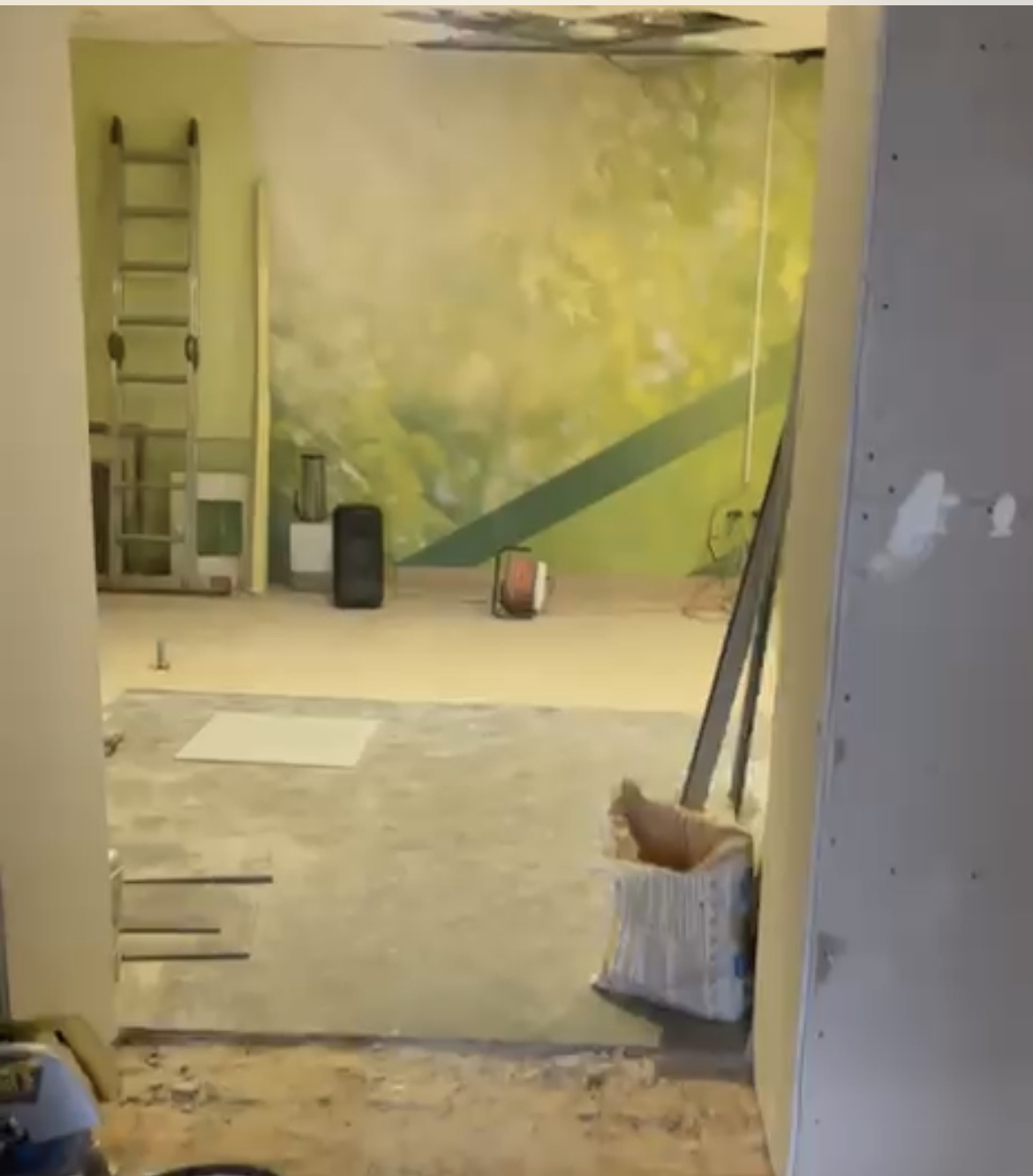 Продам помещение свободного назначения 111.2 м.кв.