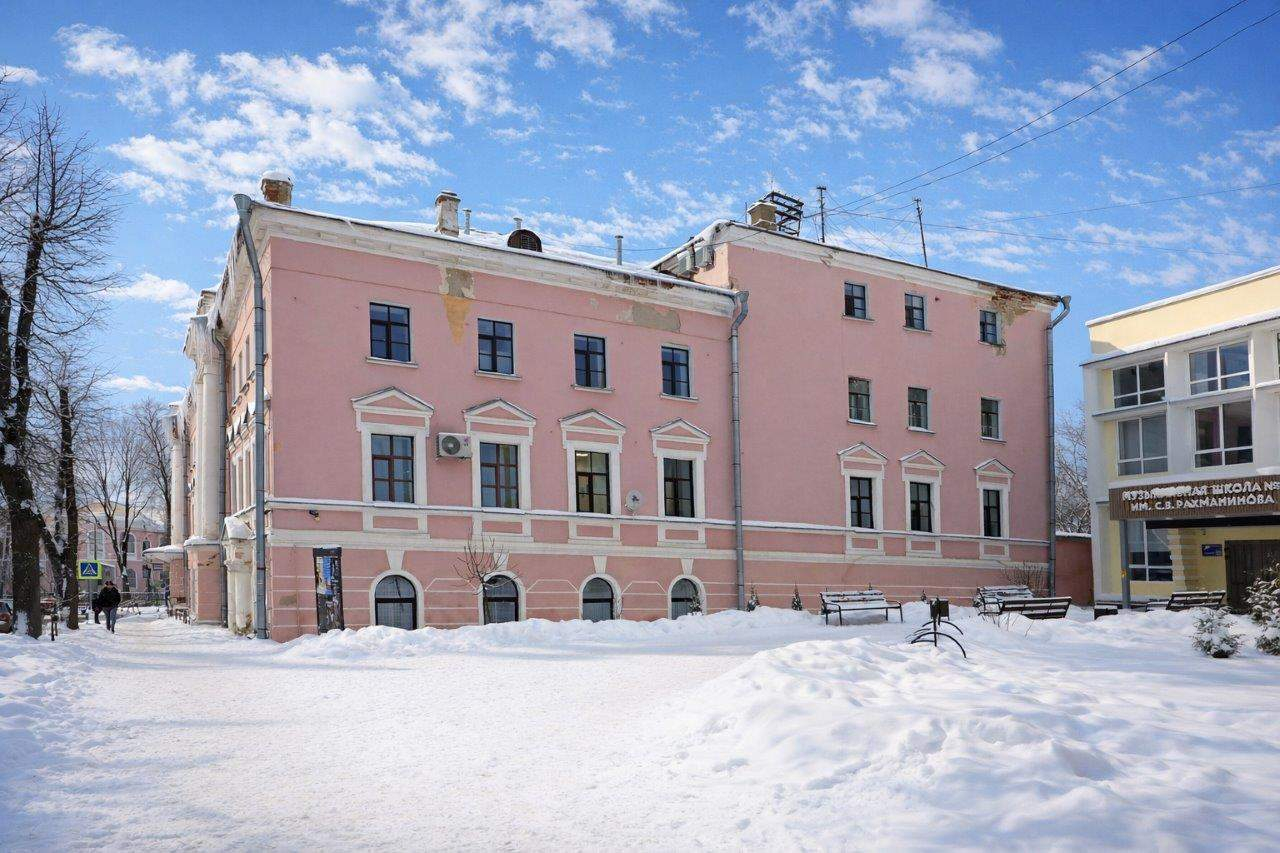 Продам помещение свободного назначения 1268.2 м.кв.