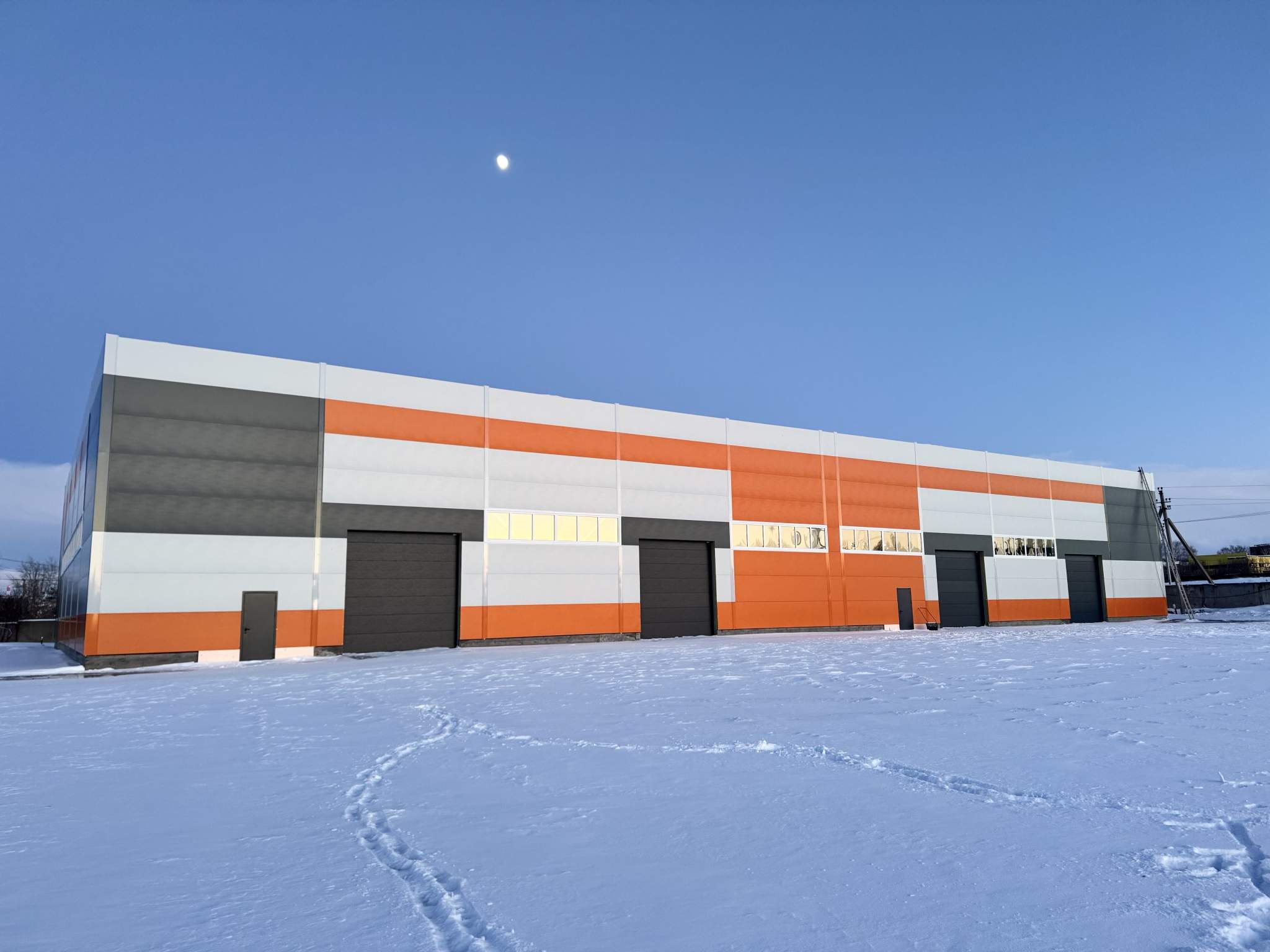 Сдам в аренду склад 575 м.кв.