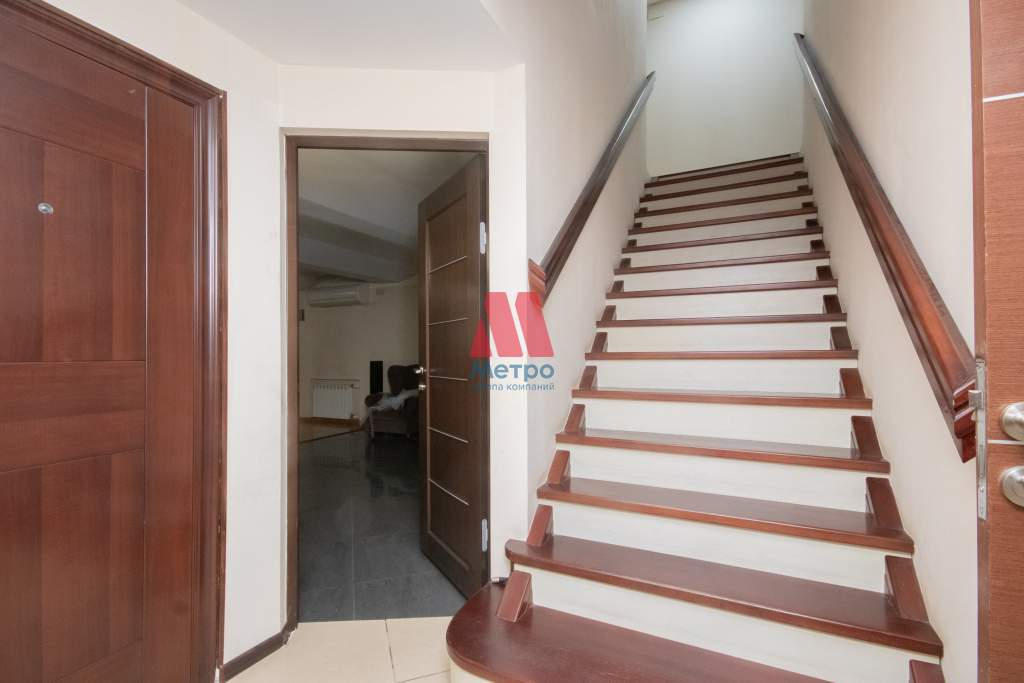 Сдам в аренду офис 100 м.кв.