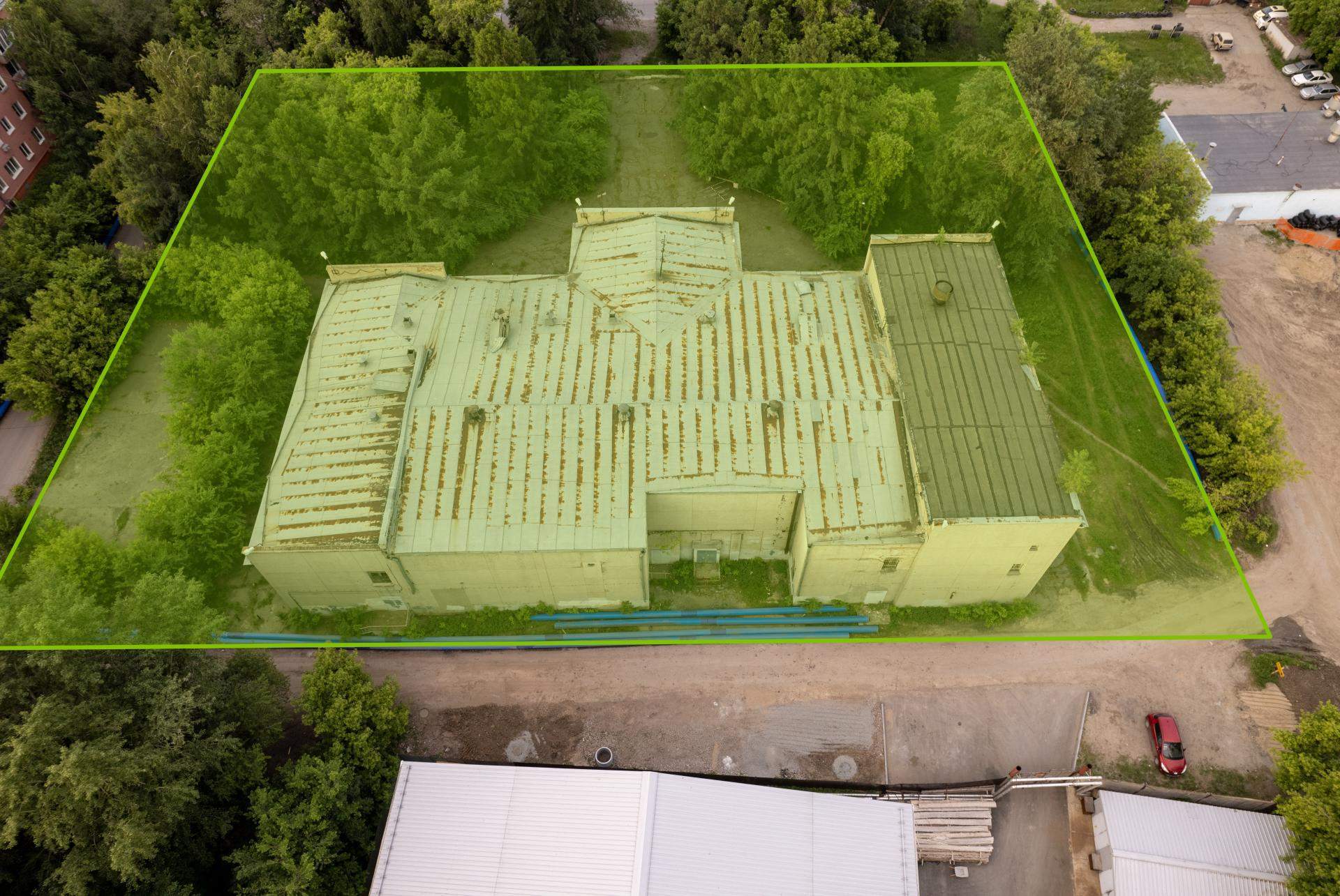 Продам магазин 2130.9 м.кв.