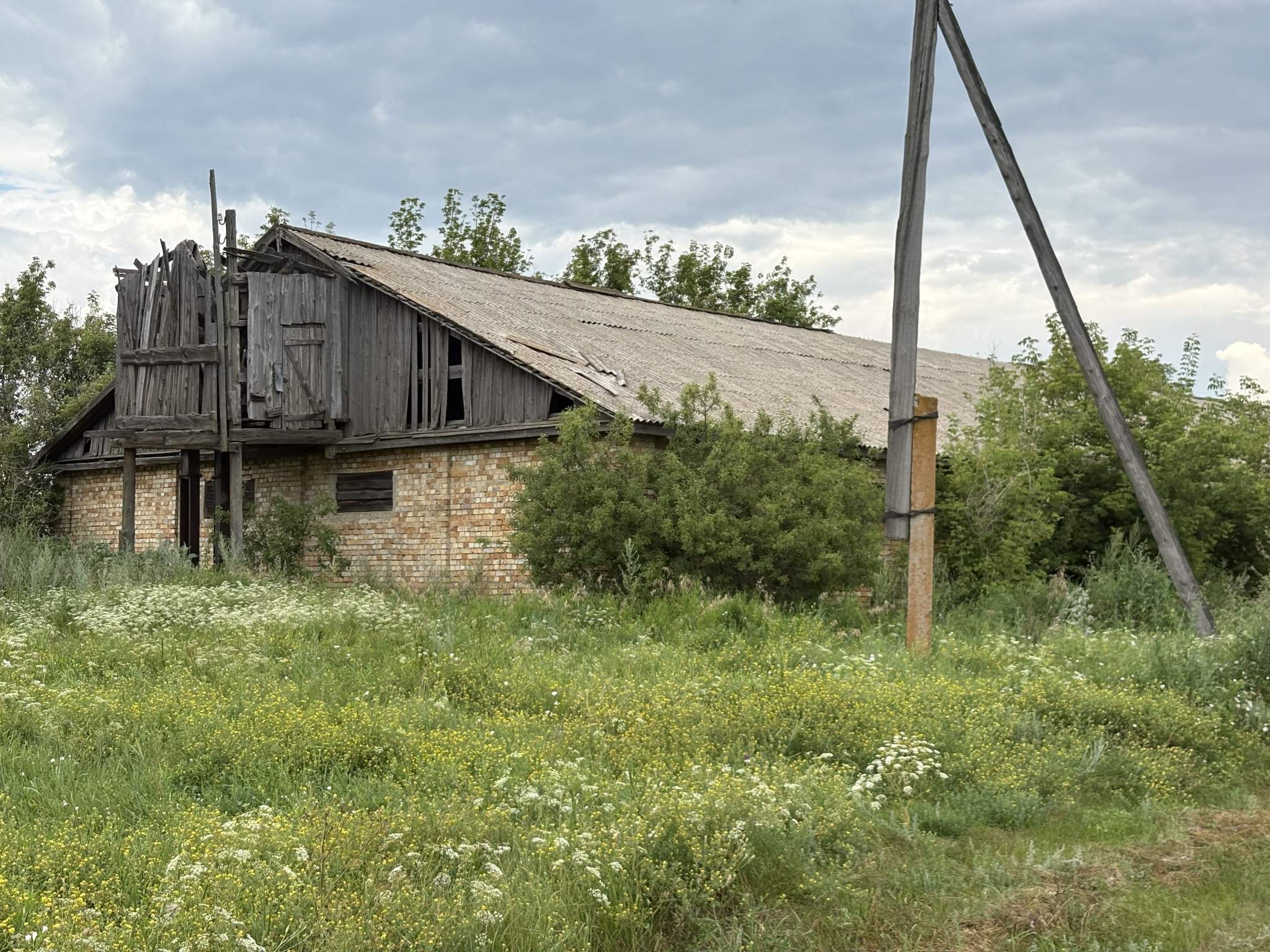 Продам торговое помещение 4314.6 м.кв.