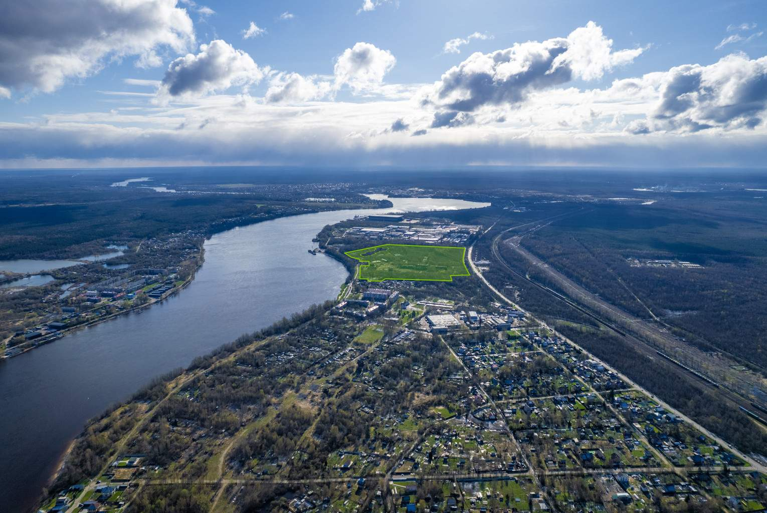 Продам земельный участок 336073 м.кв.