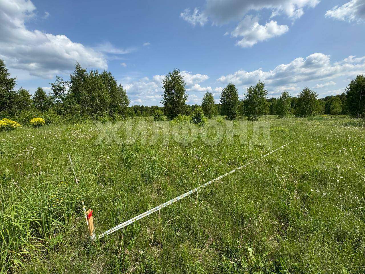 Продам земельный участок 800 м.кв.