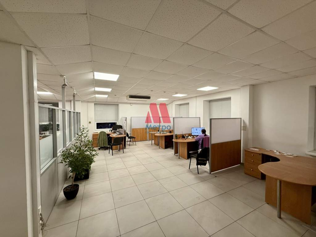 Сдам в аренду офис 300 м.кв.