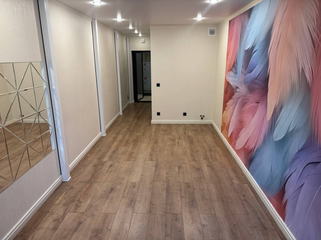 Сдам в аренду помещение свободного назначения 60.8 м.кв.