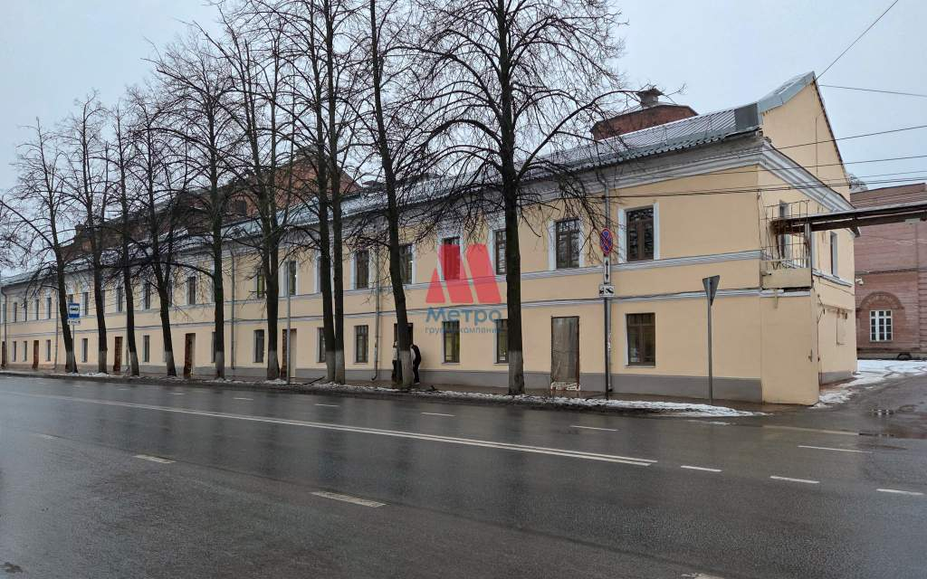 Сдам в аренду магазин 430 м.кв.