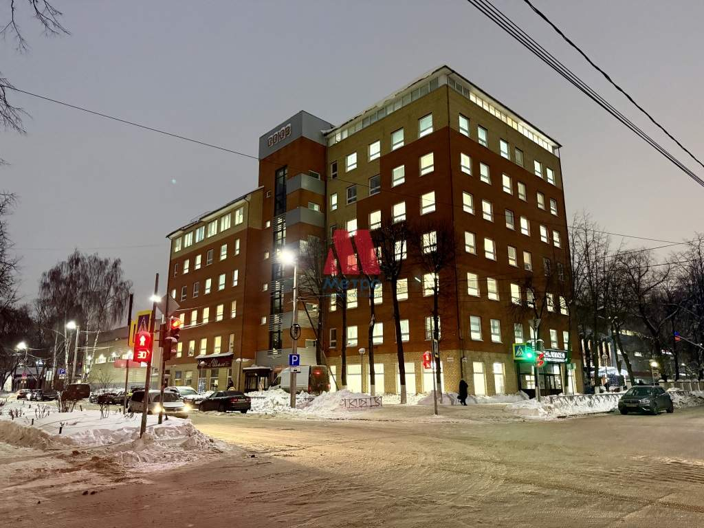 Сдам в аренду офис 300 м.кв.