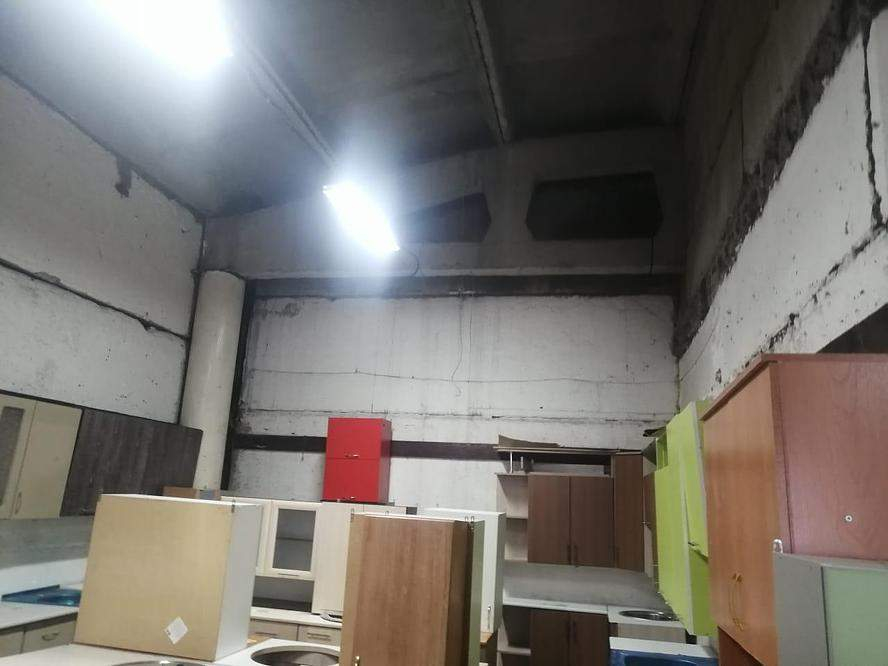 Продам склад 213.1 м.кв.