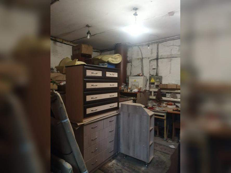 Продам склад 213.1 м.кв.