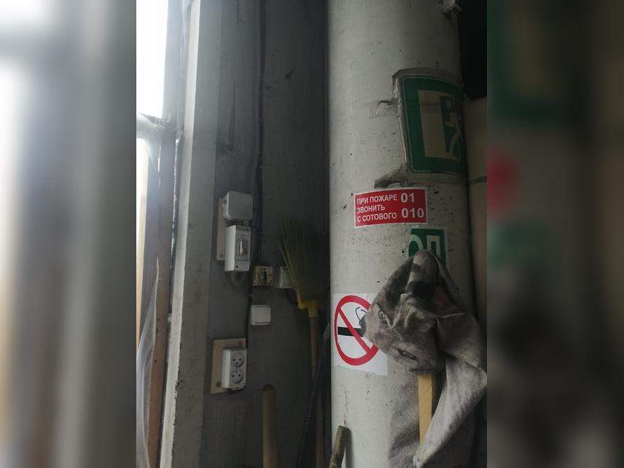 Продам склад 213.1 м.кв.