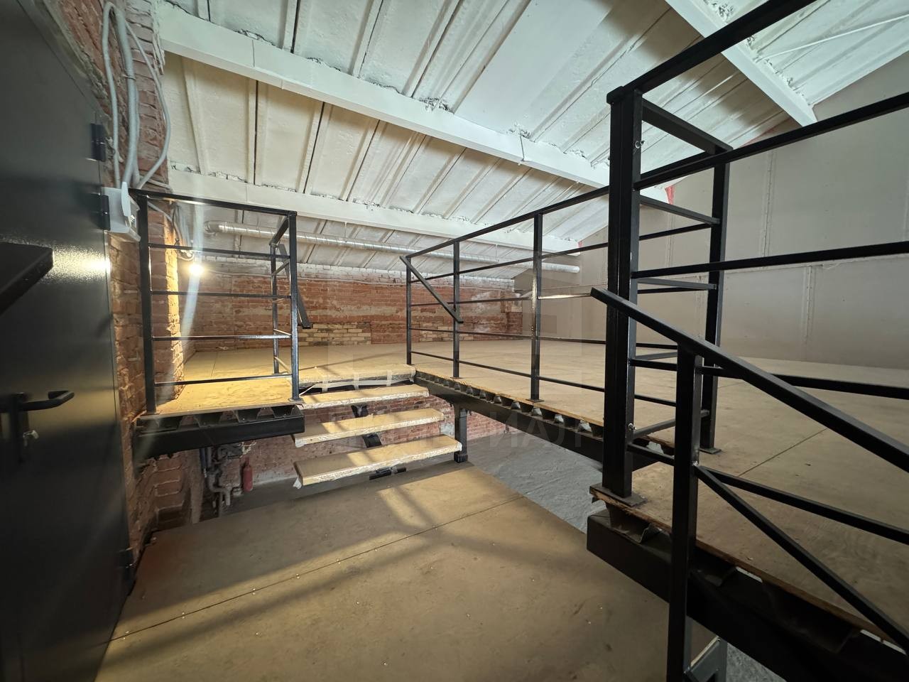 Продам помещение свободного назначения 88.5 м.кв.