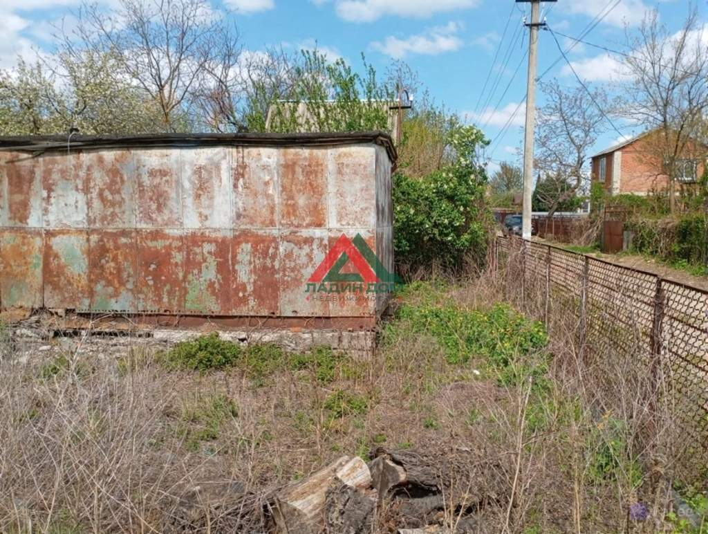 Продам земельный участок 400 м.кв.