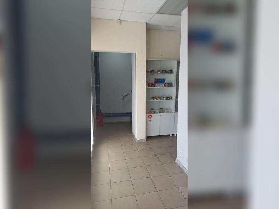 Фото: Торговое помещение 61.6 м2 test