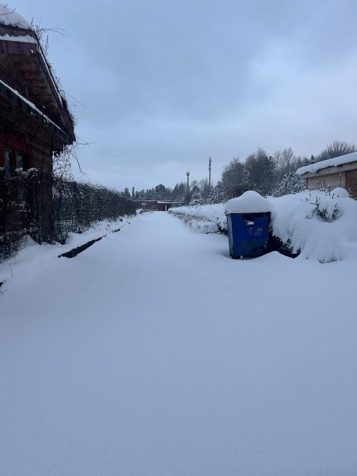 Продам торговое помещение 635 м.кв.