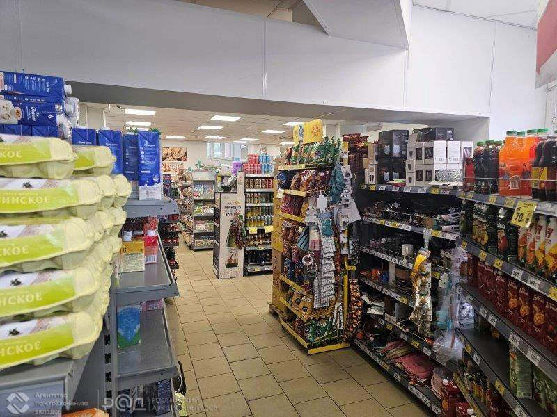 Продам торговое помещение 1315.7 м.кв.