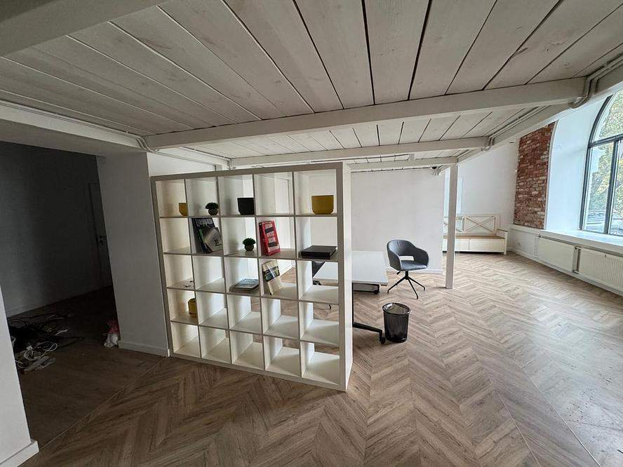 Сдам в аренду магазин 489.9 м.кв.