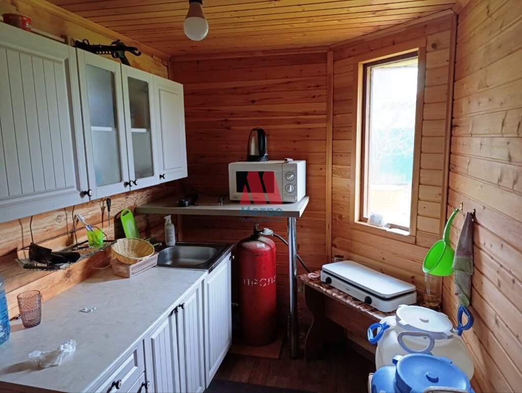 Продам земельный участок 600 м.кв.