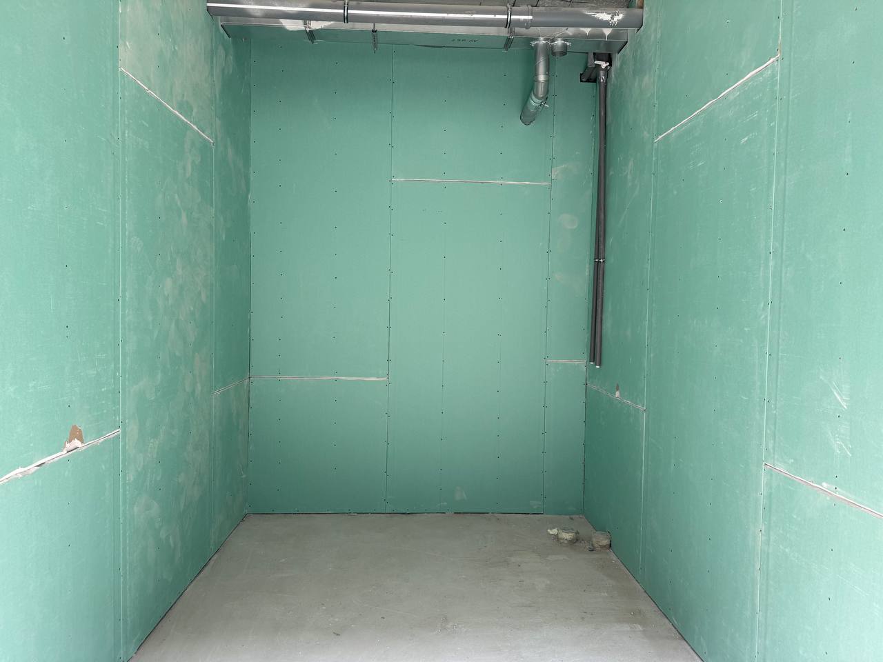 Продам помещение свободного назначения 13.1 м.кв.