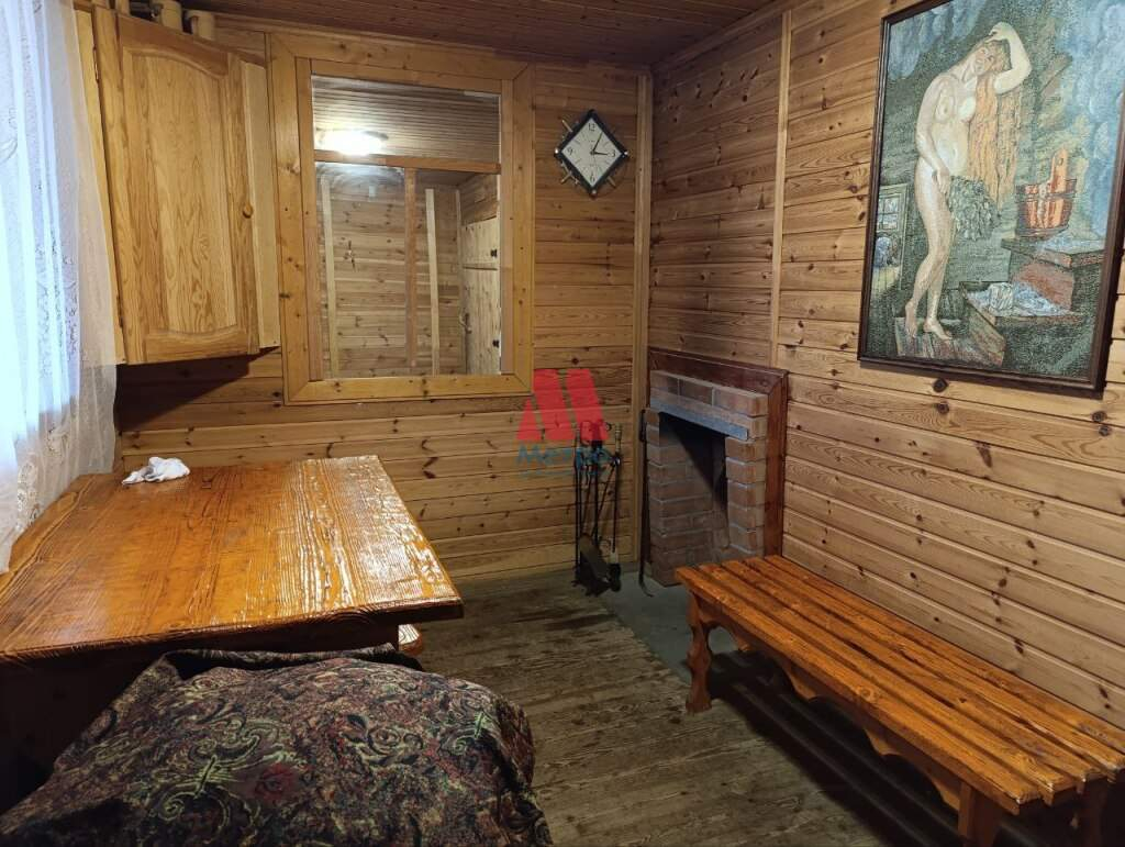 Продам земельный участок 600 м.кв.