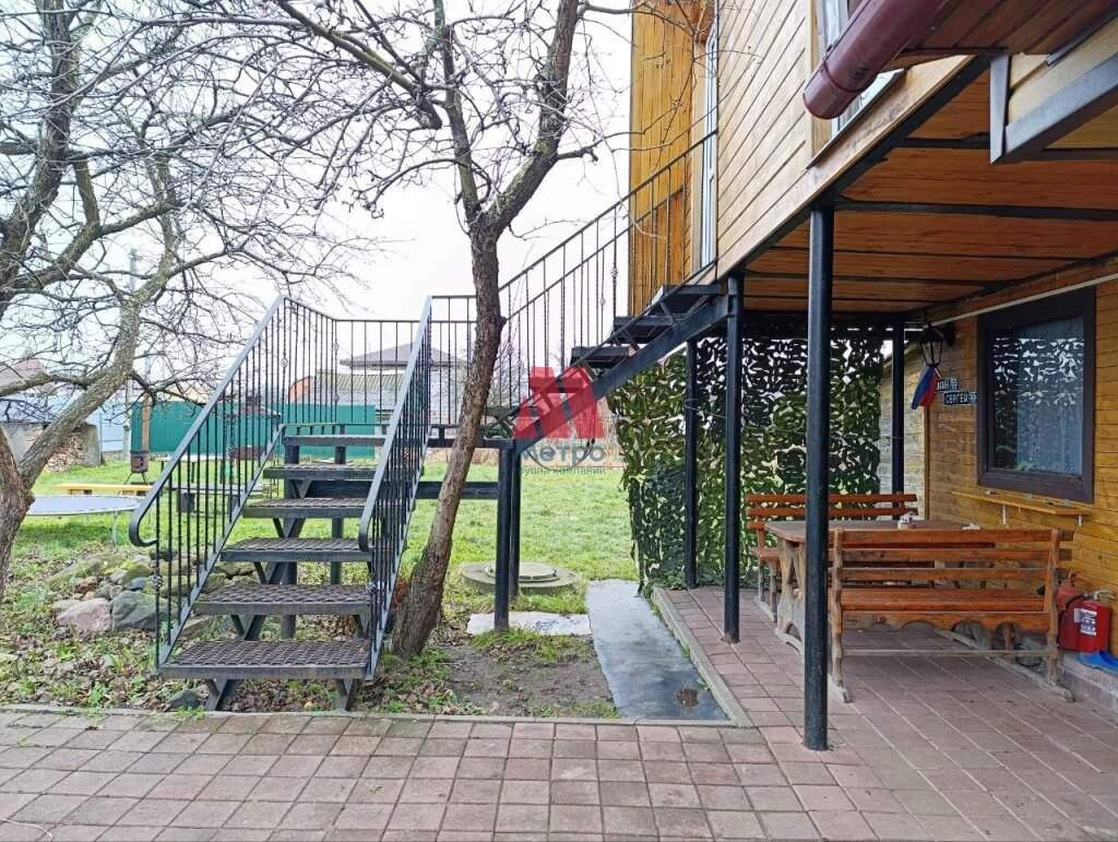 Продам земельный участок 600 м.кв.